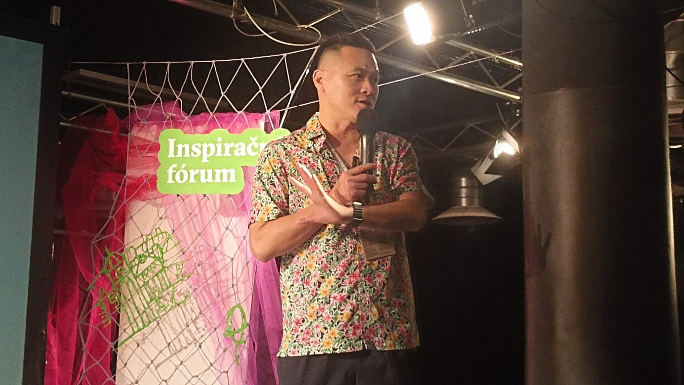 Kevin Chen na Inspiračním Foru v rámci festivalu Ji.hlava 2025. Foto: Marek Harvan