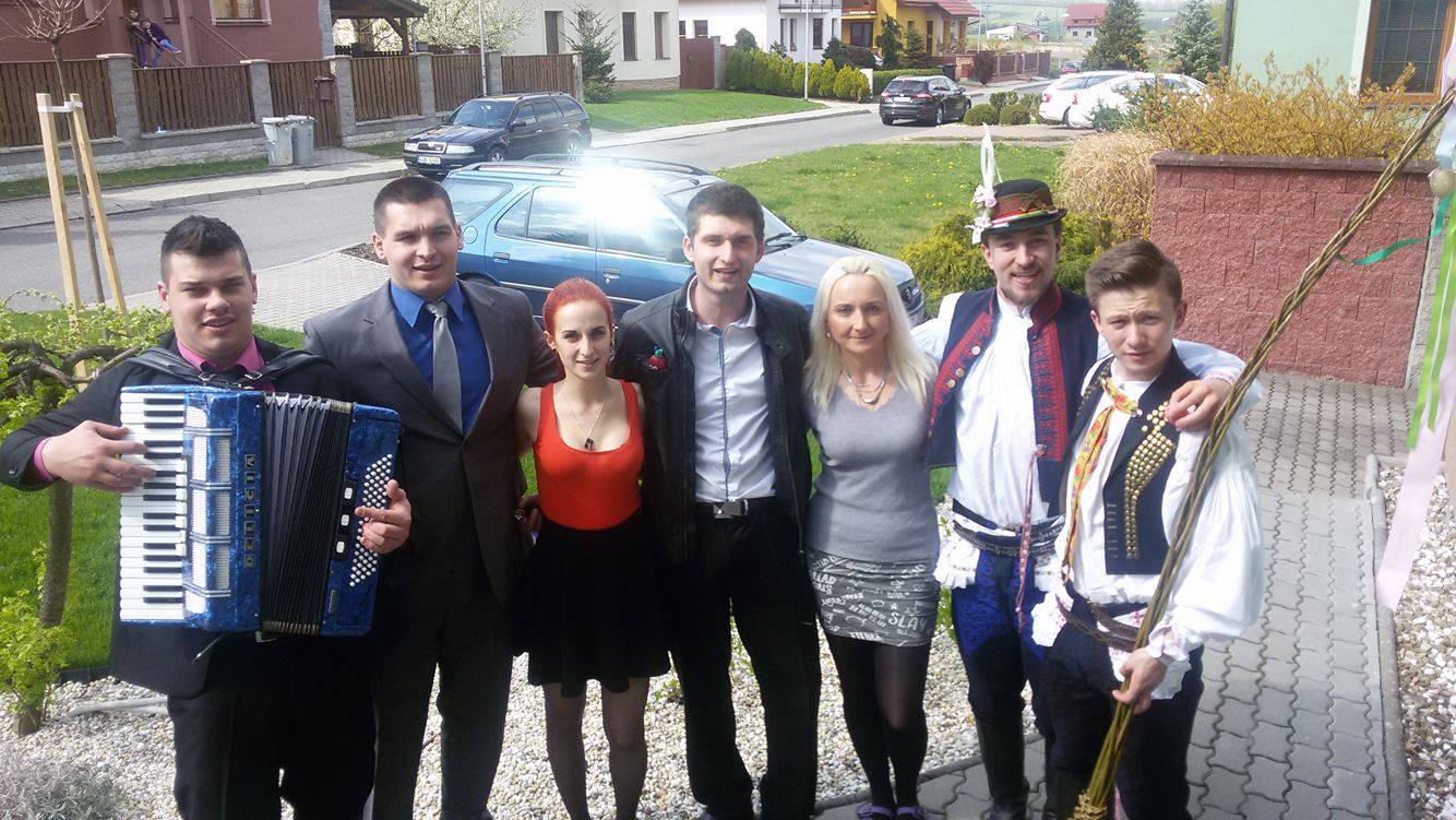 18049745 674720296045508 297452713 o