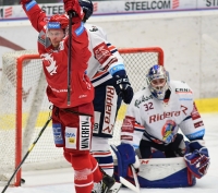 Pert Vrána slavící vyrovnávací gól v derby