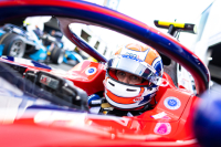 Roman Staněk poprvé zvítězil v závodě F2