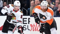 Patrick Kane a Jakub Voráček 