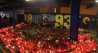 Pietní místo pro bývalého kapitána Sparty navštívilo stovky lidí