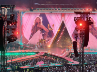 Beyoncé během písně Daddy Lessons