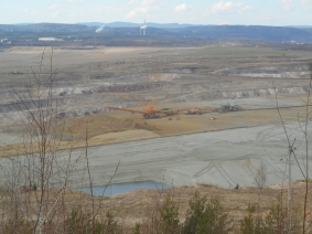 Uhelné doly na Sokolovsku počítají s postupným zastavením těžební činnosti. Místo nich pak vzniknou nové projekty, které poskytnou chybějící pracovní místa v kraji. 