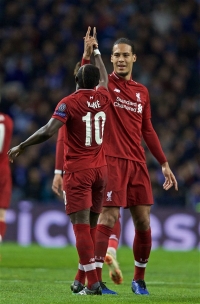 Sadio Mané a jeho gólová oslava úvodní branky zápasu