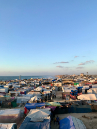 Stanový tábor v Khan Younisu