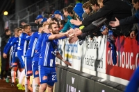 Hráči Olomouce při závěrečné děkovačce s fanoušky