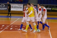 Jan Žežulka (ve žlutém) se raduje ze své premiérové trefy v první lize