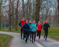 Běžci v Bezručových sadech