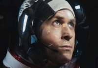 Ryan Gosling jako Neil Armstrong