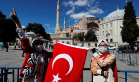Turečtí aktivisté se bouří proti páchání násilí na ženách 