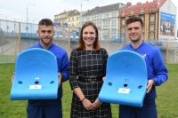 Fotbalisté Baníku s náměstkyní primátora Andreou Hoffmannovou