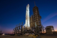 Raketa Falcon 9 na legendární startovací rampě 39A