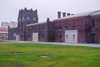 Pohled na budovu ostravských jatek z ulice Porážková