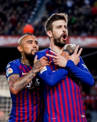 Trefil se i sváteční střelec Gerard Pique