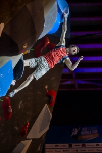 Adam Ondra získal zlato na SP v boulderingu ve švýcarském Meiringenu