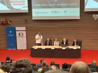 Účastníci debaty - moderátor Petr Bilík, Petr Orság, Světlana Witowská, Daniel Takáč a Adam Drda