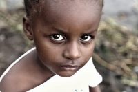 Když se holka z paneláku ocitne v buši