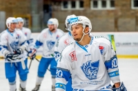 Olomoučtí hokejisté po zápase s ostravskými univerzitními bruslaři z Vítkovic