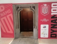 Vchod na výstavu Dynamo 100